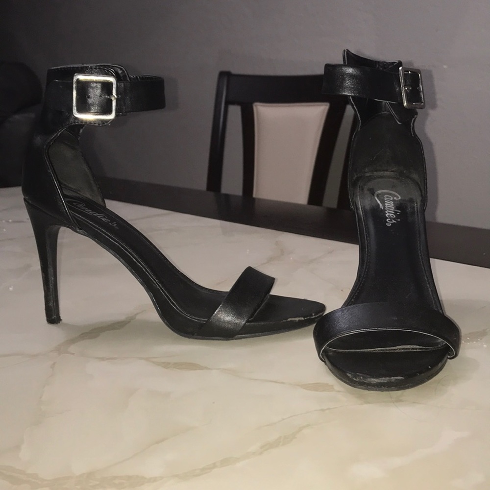Ankle strap high heals